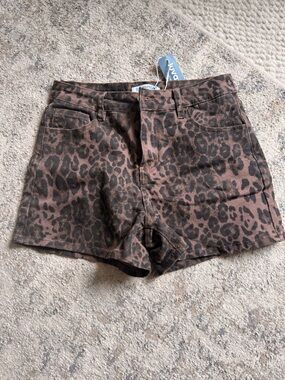 Leopard Print Women's Shorts - Brown
